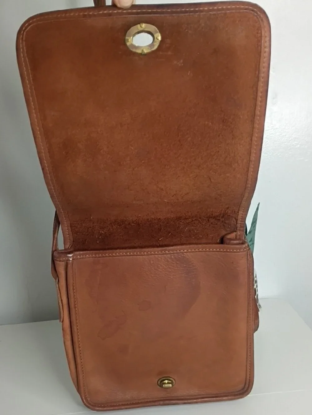 Vintage Coach Classic Brown Leather Crossbody Bag 0005 353